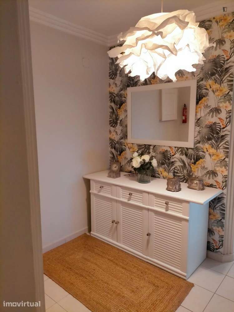 Quarto - localizado em Lisbon - Grande imagem: 5/23