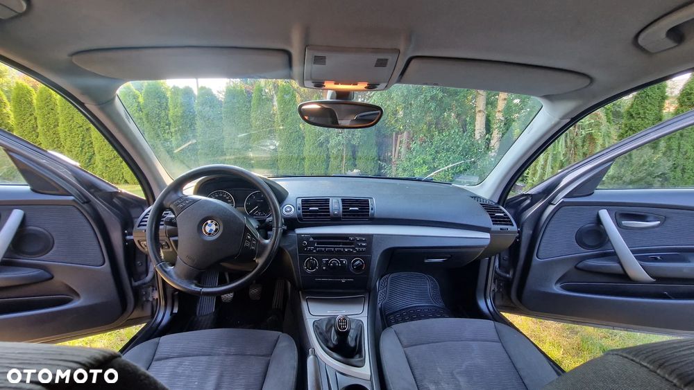 BMW Seria 1 118d - 8