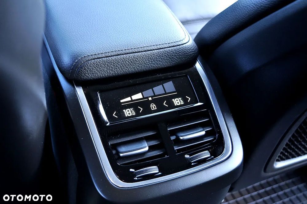 Volvo XC 60 D4 Inscription - 21