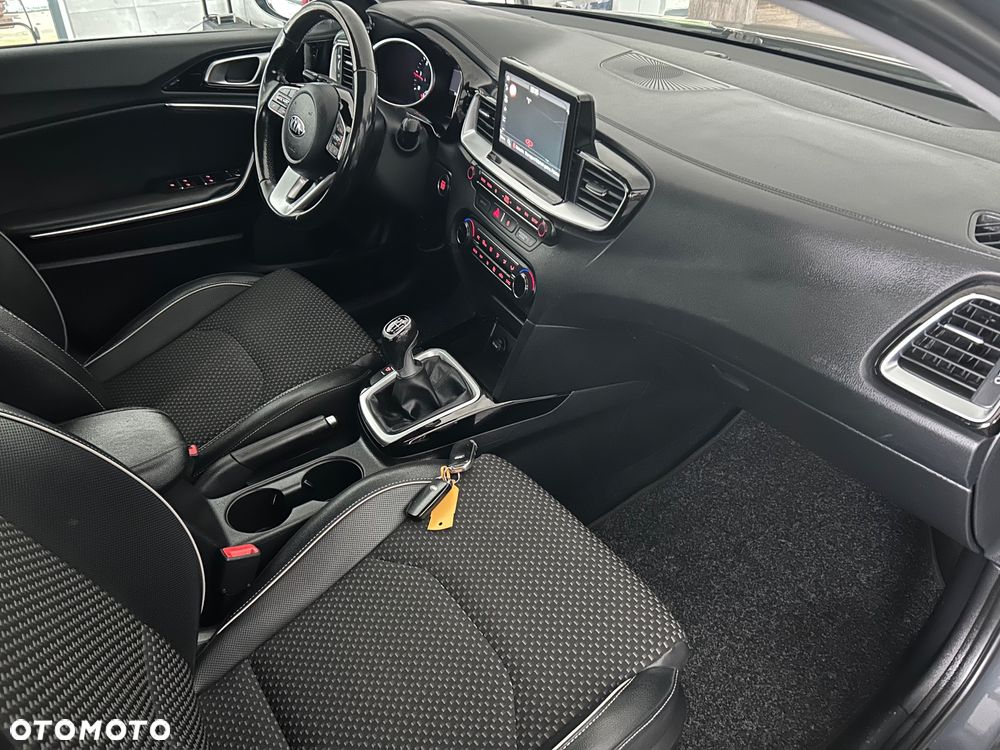 Kia Ceed 1.6 CRDi Edition 7 - 29