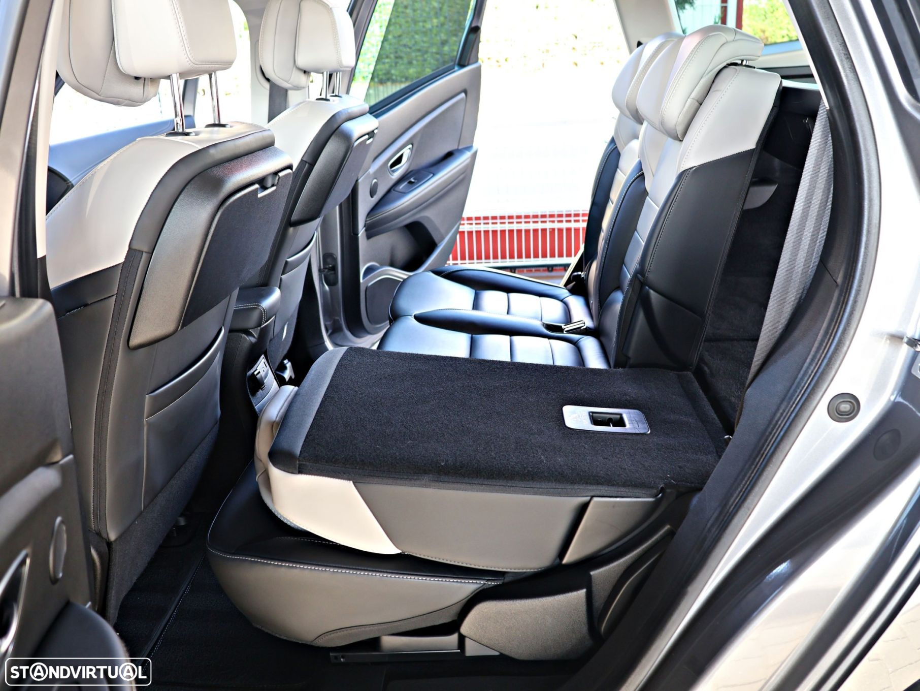 Renault Grand Scénic ENERGY dCi 160 EDC INITIALE PARIS - 33