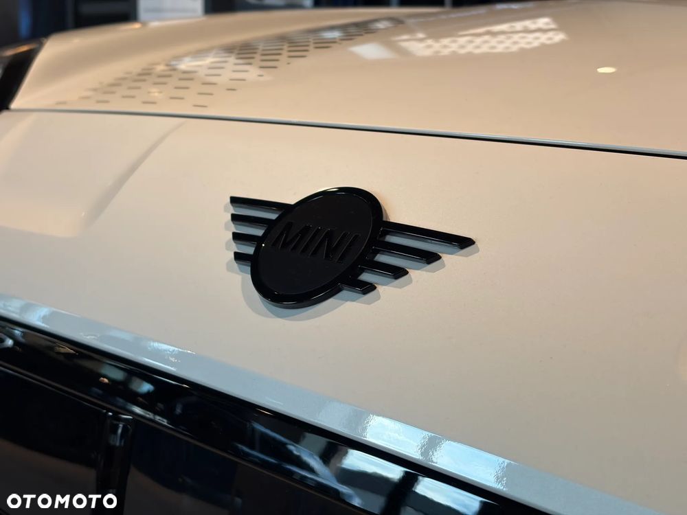 MINI Aceman SE John Cooper Works Trim - 16