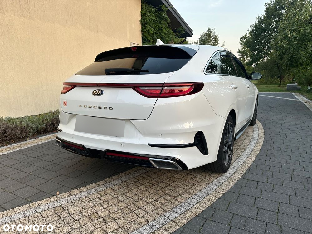 Kia ProCeed 1.6 CRDi GT Line DCT - 11