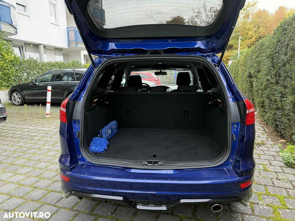 Ford Focus 1.5 EcoBoost ST-Line - 11