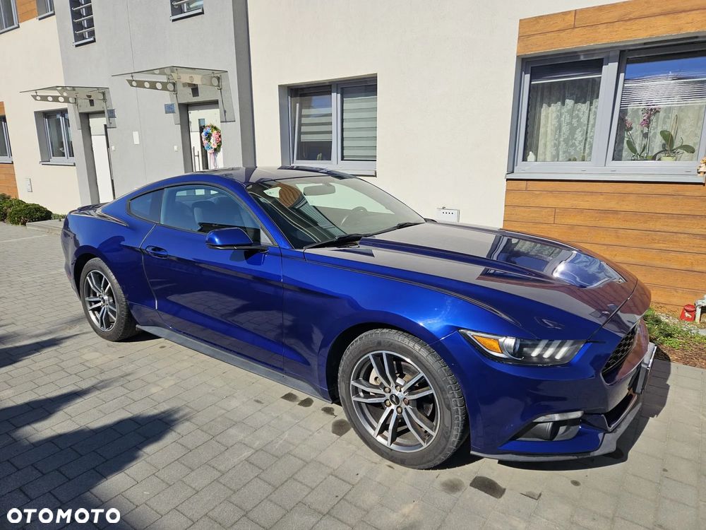 Ford Mustang 3.7 V6 - 1