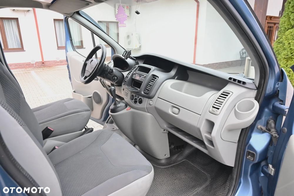 Opel VIVARO - 24