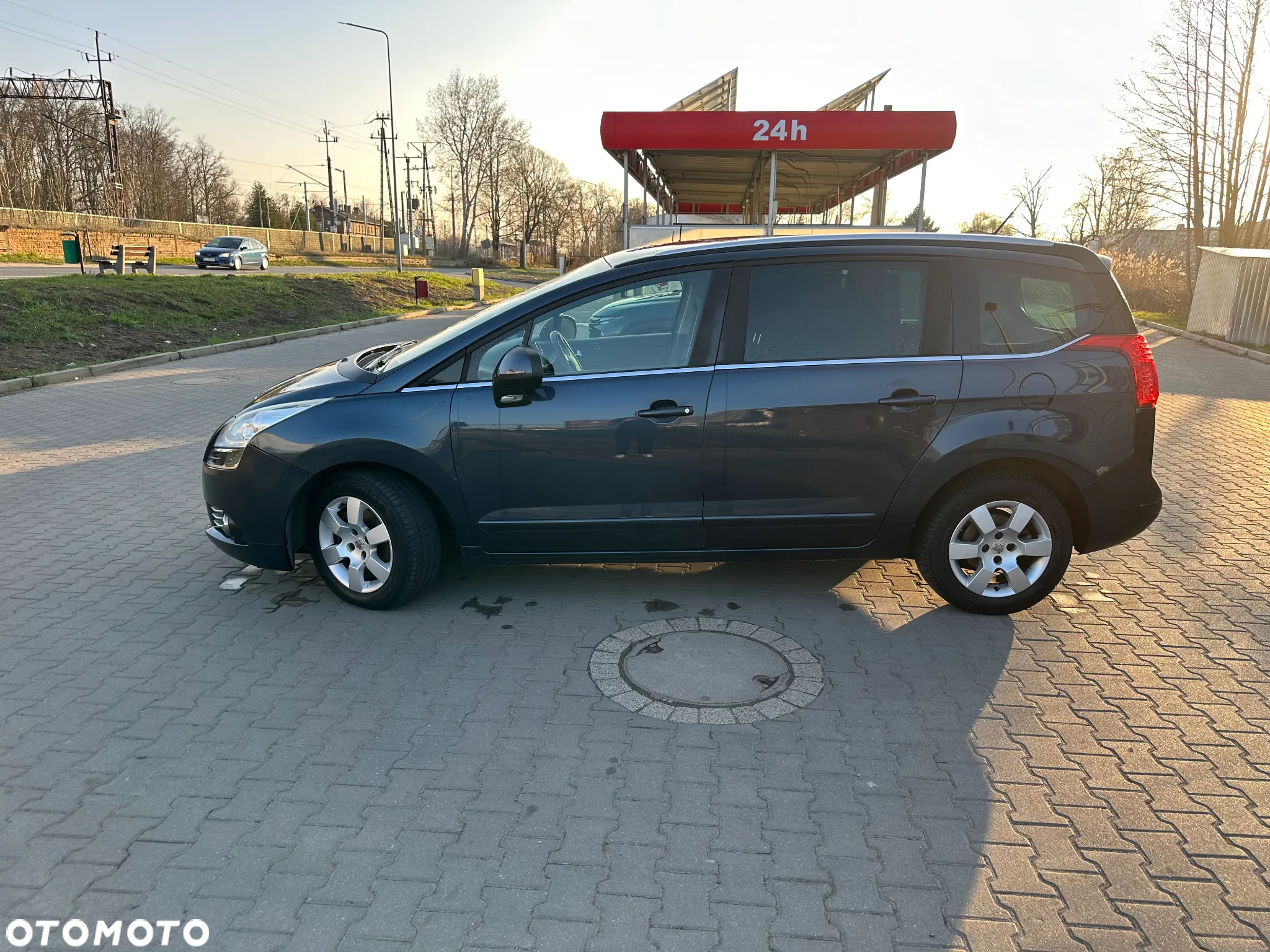 Peugeot 5008 - 6