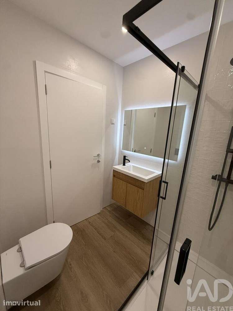 Apartamento T3 em União de Freguesias da Cidade de Santarém de 111 m2 - Grande imagem: 5/24