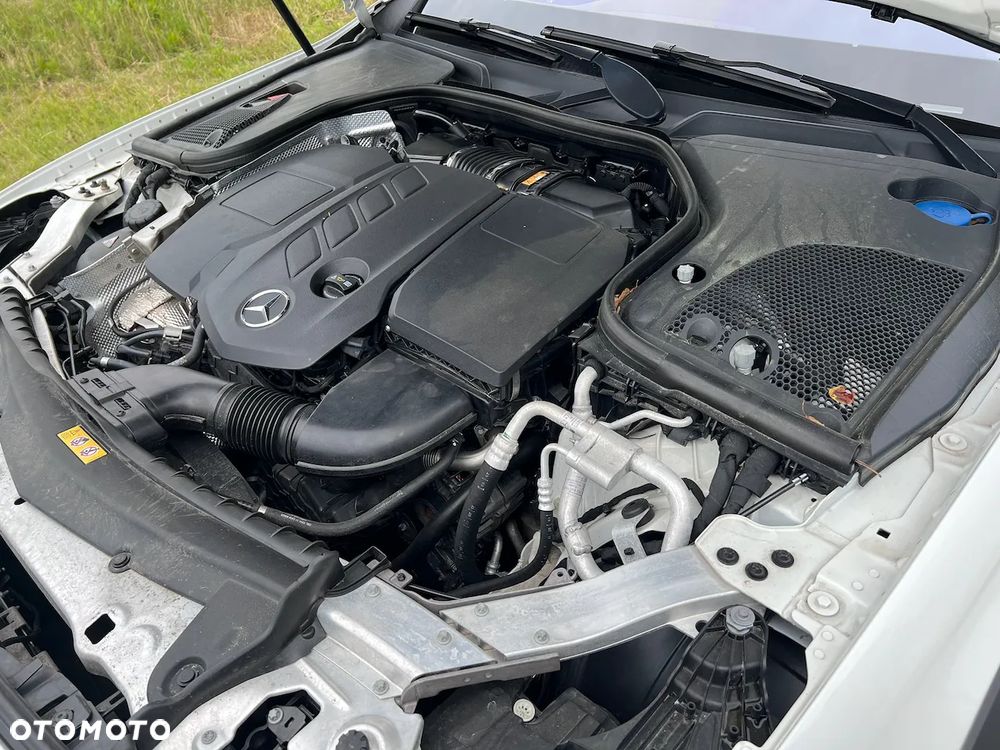 Mercedes-Benz Klasa E - 15