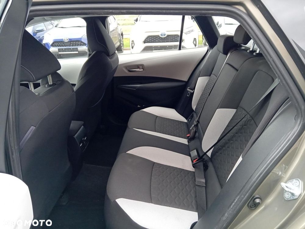 Toyota Corolla - 14