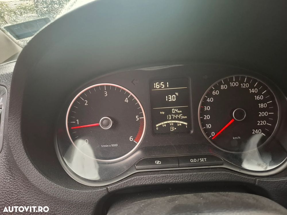 Volkswagen Polo - 19