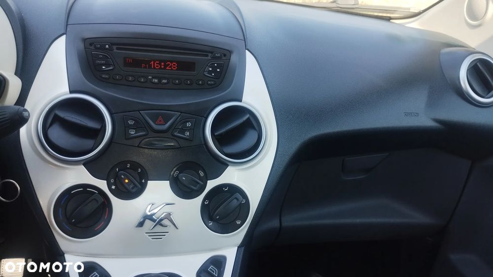 Ford KA 1.2 Titanium+ EU5 - 6
