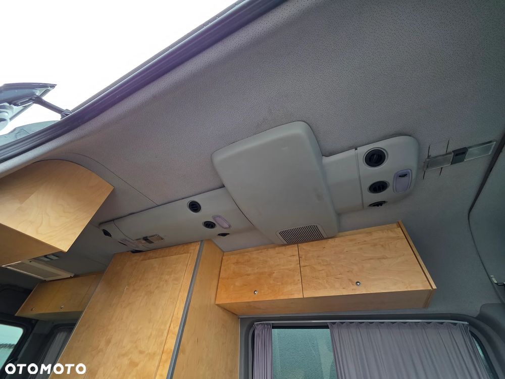 Volkswagen CRAFTER - 27