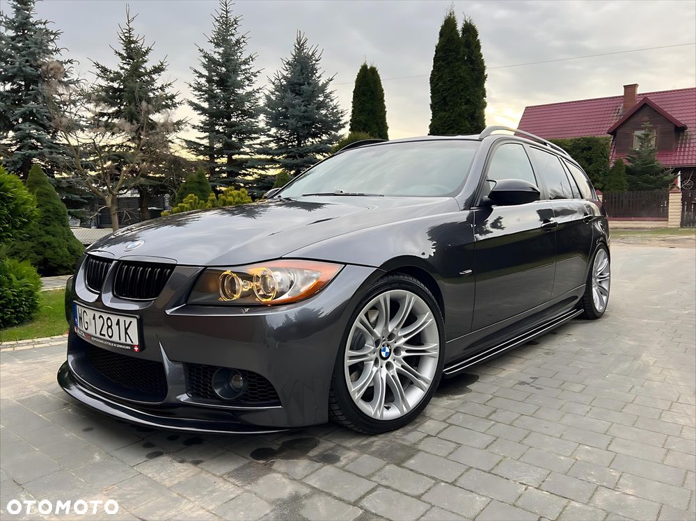 BMW Seria 3 330i Edition Sport - 11