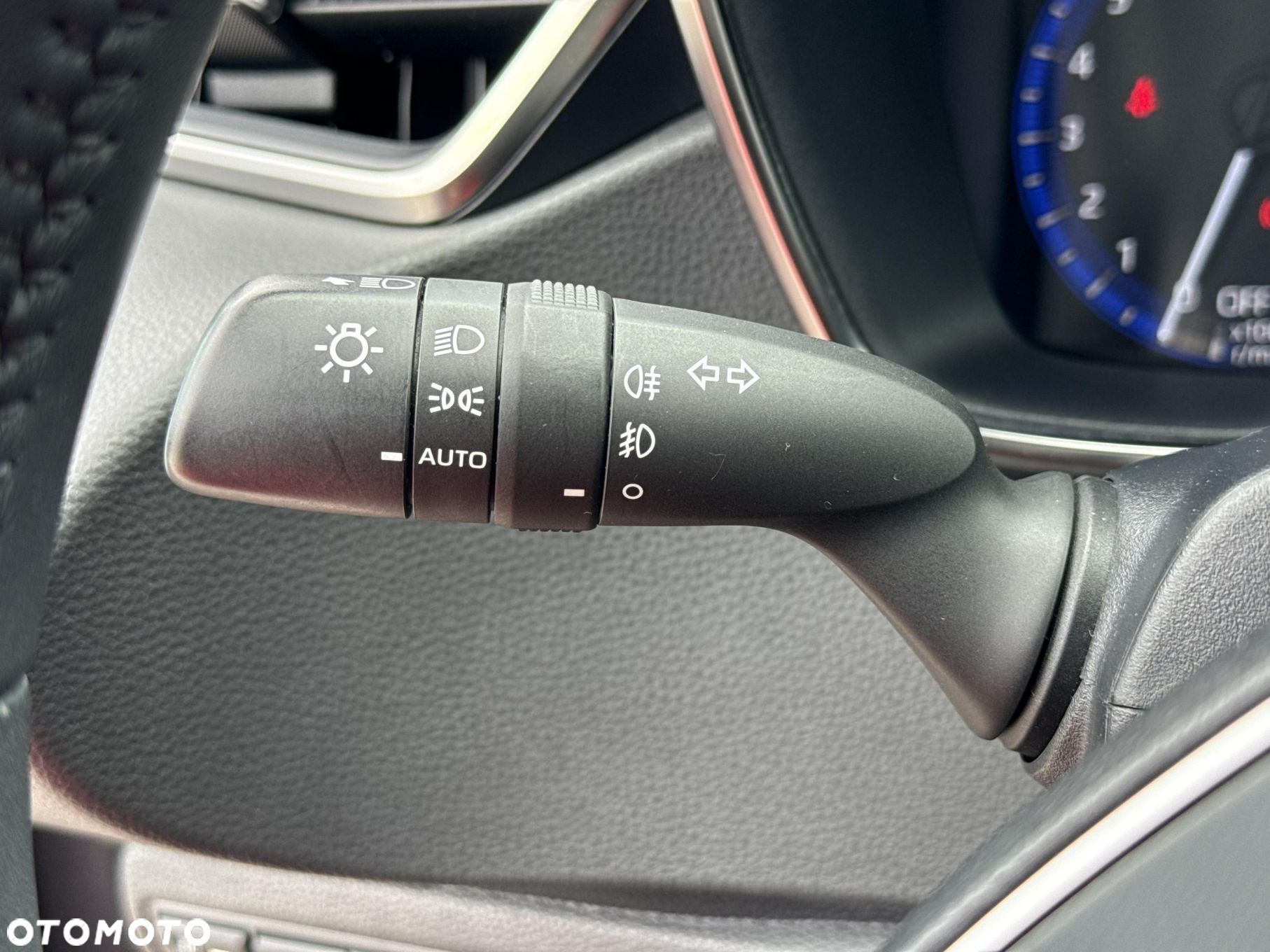 Toyota Corolla - 18