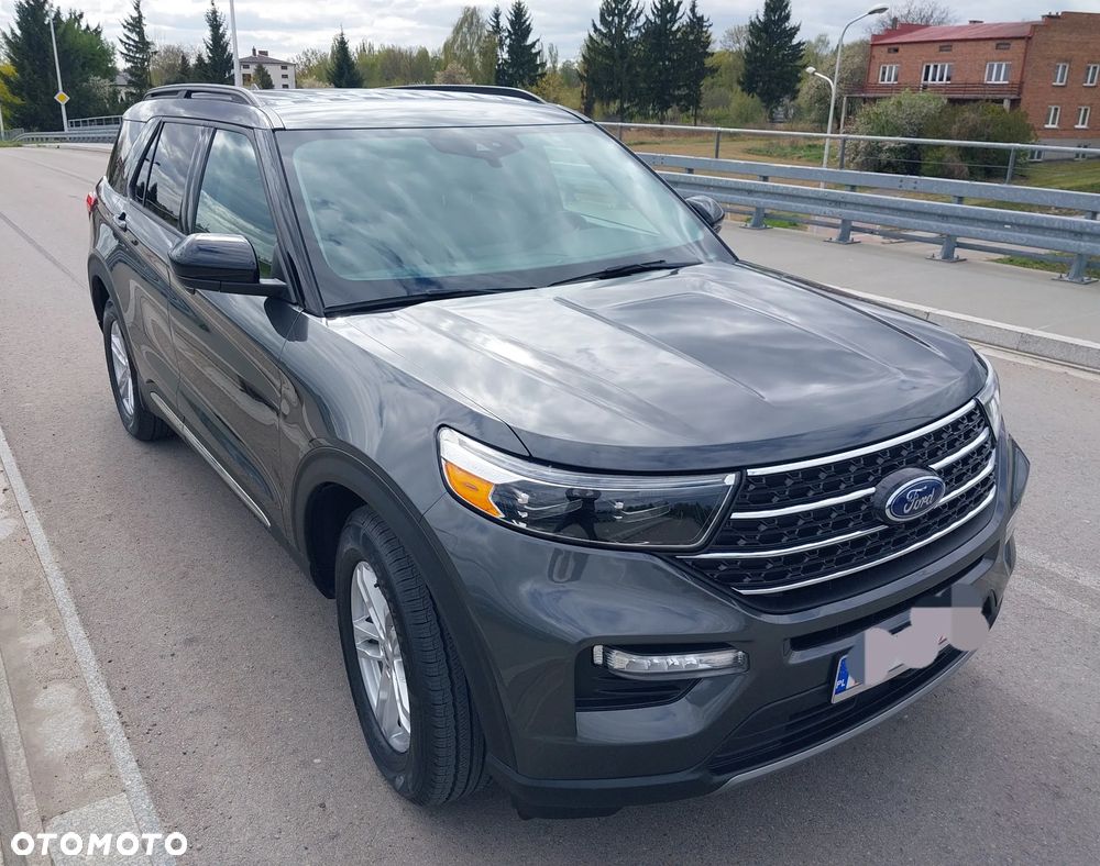 Ford Explorer - 4