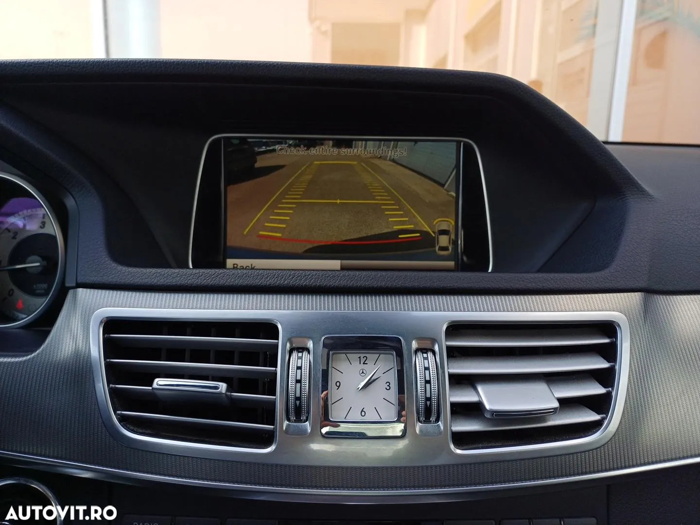 Mercedes-Benz E 220 CDI DPF BlueEFFICIENCY 7G-TRONIC Avantgarde - 15
