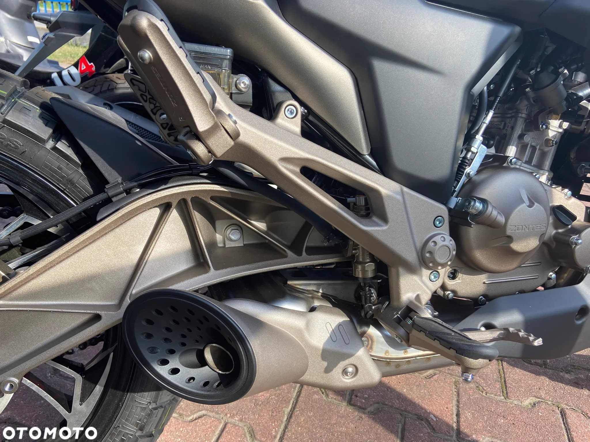Zontes 125 G1 Spoke - 10