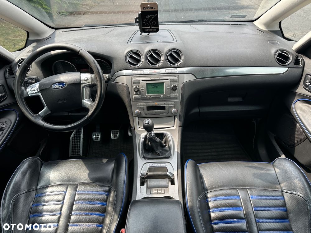 Ford S-Max - 20