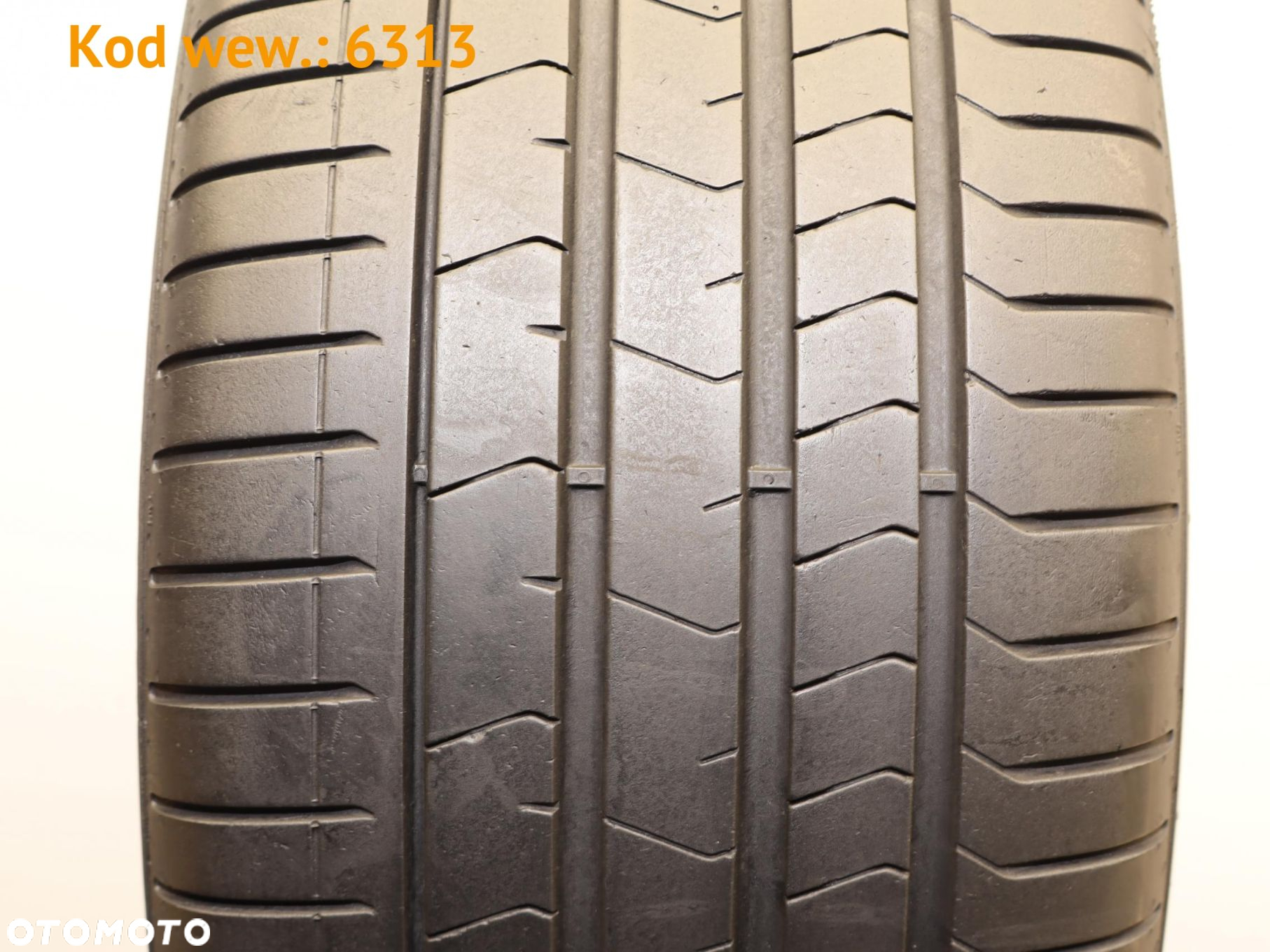 Pirelli P ZERO TM - 255/35 R19 - 7