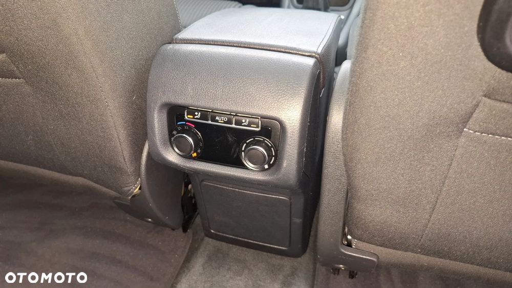 Seat Alhambra 2.0 TDI DPF Ecomotive - 22