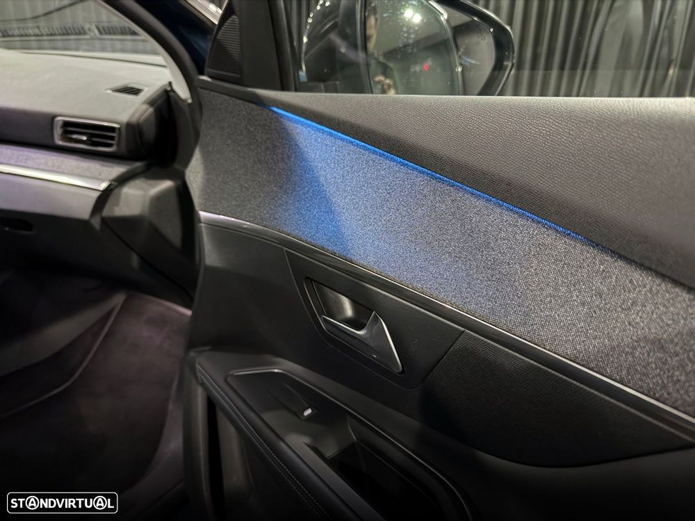 Peugeot 3008 1.6 Hybrid Allure e-EAT8 - 35