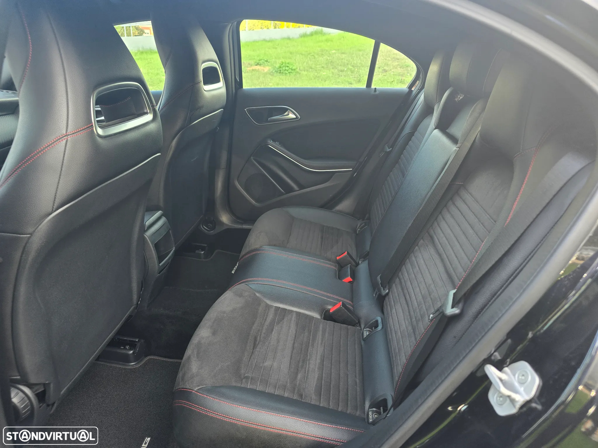 Mercedes-Benz A 180 CDi BE AMG Line - 17