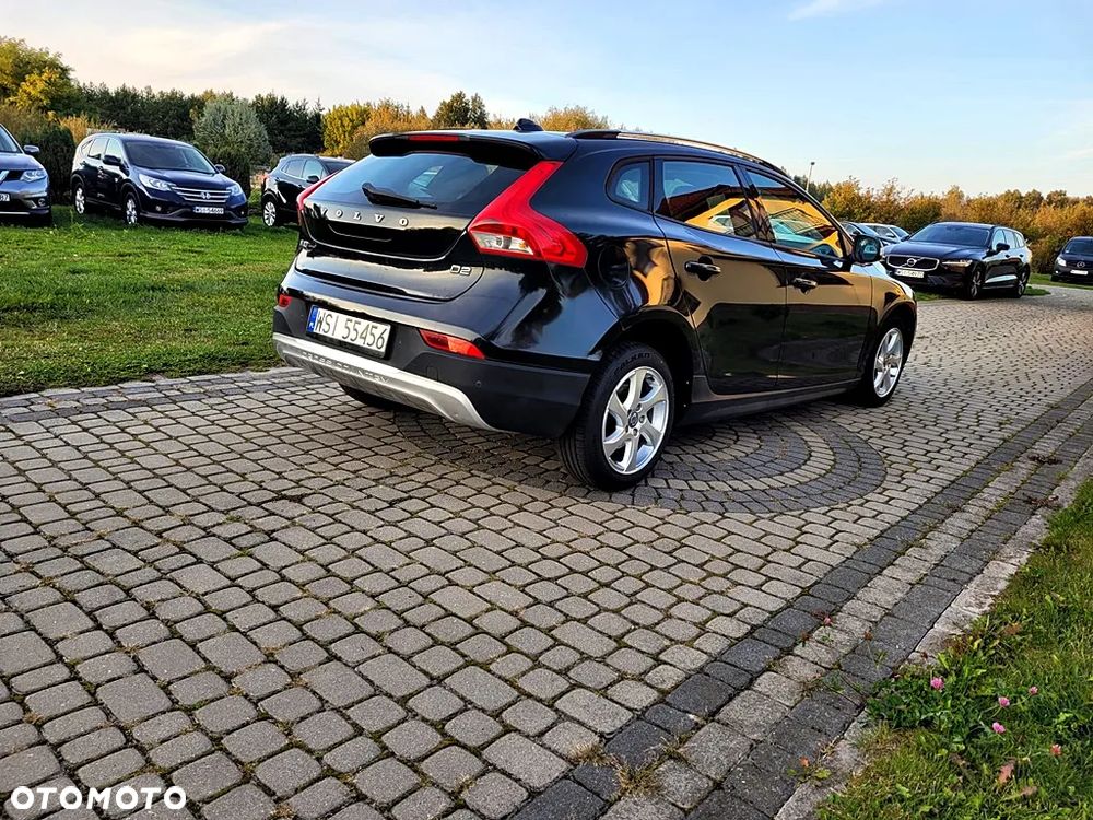 Volvo V40 Cross Country D2 Momentum - 3
