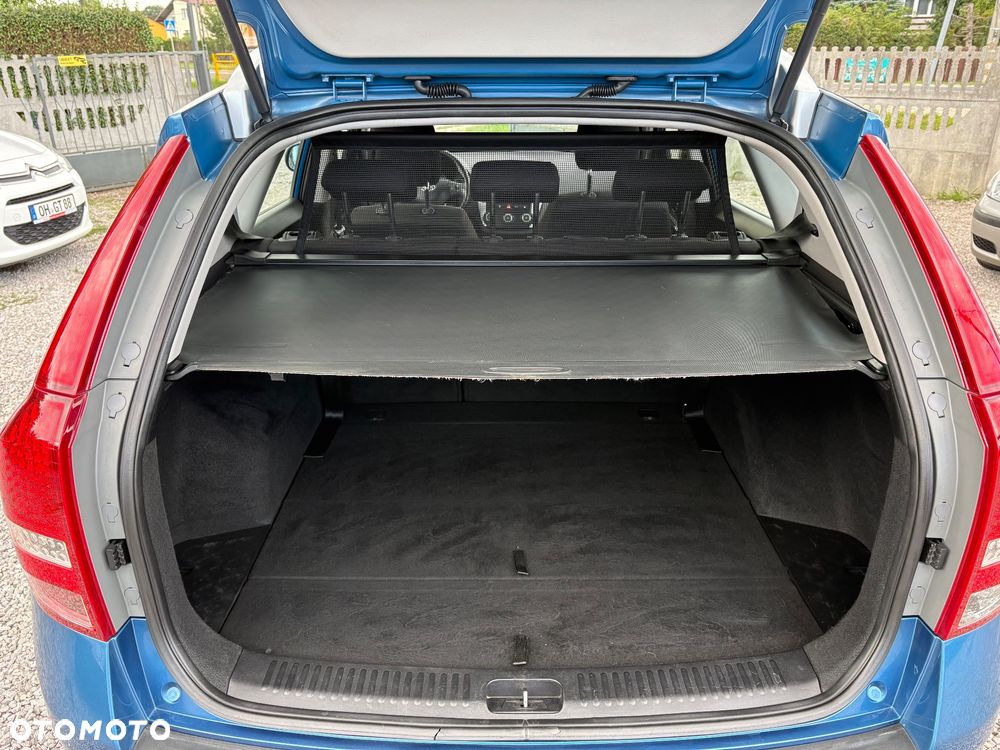 Kia Ceed - 21