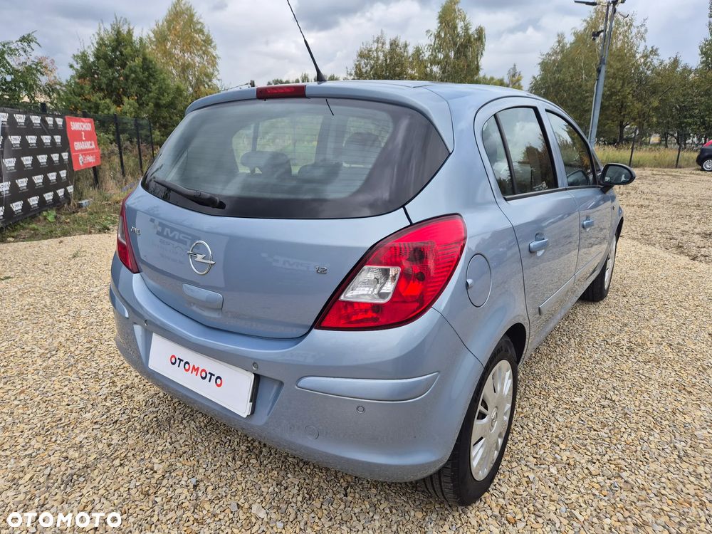 Opel Corsa - 8