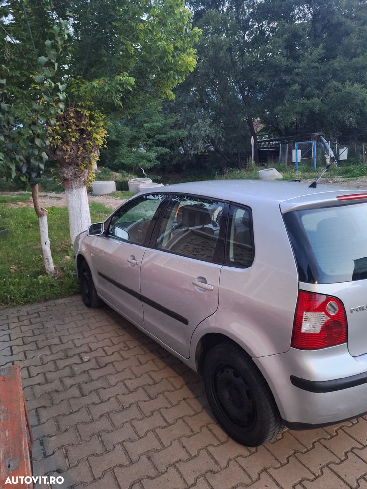 Volkswagen Polo - 6