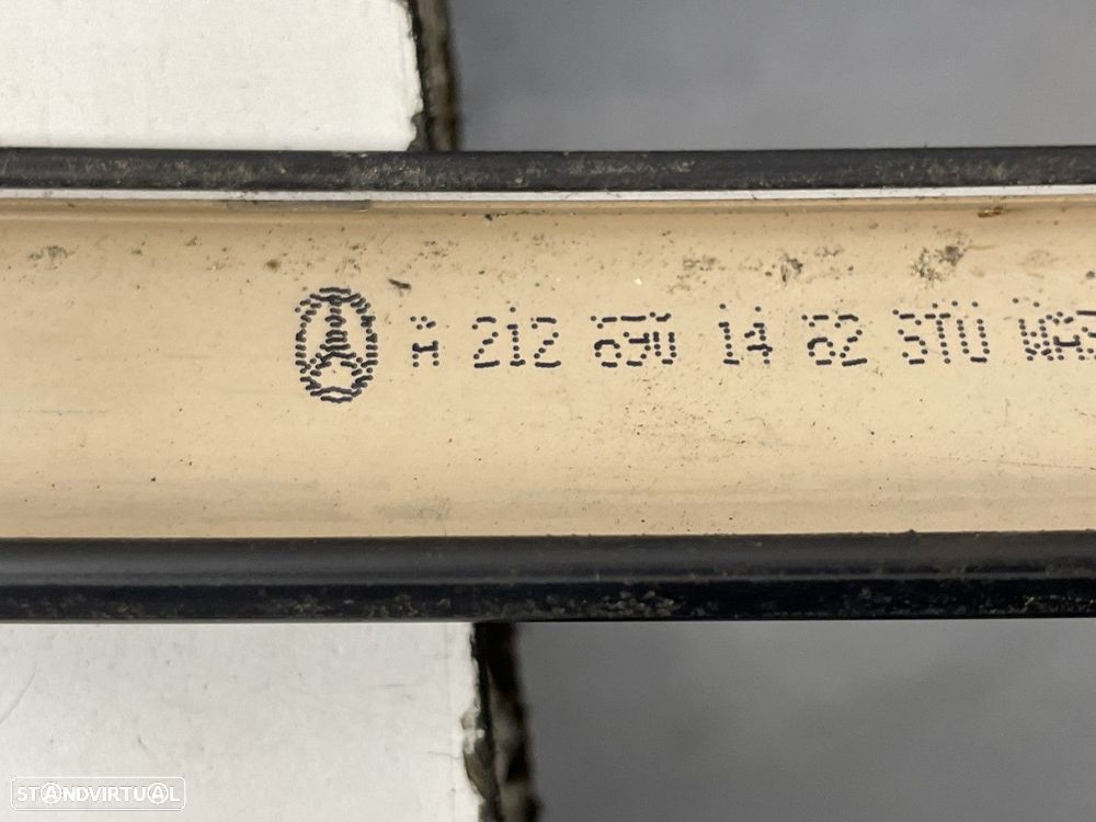 Frisos do tejadilho Dto Esq Preto Usado MERCEDES-BENZ E-CLASS T-Model (S212) E 2... - 4