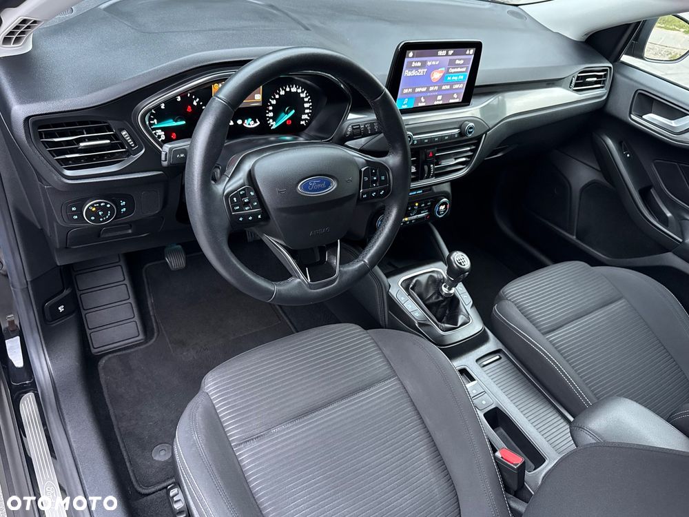 Ford Focus 1.5 EcoBlue STart-Stopp-System TITANIUM - 19