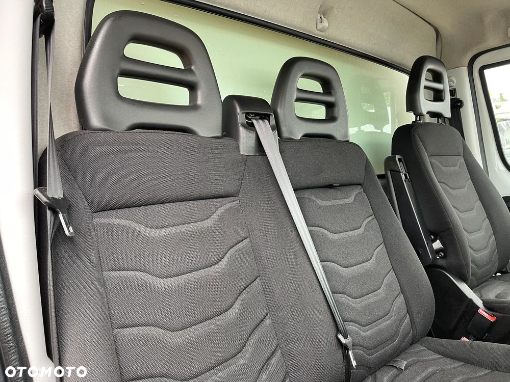 Iveco Daily Izoterma Winda - 28