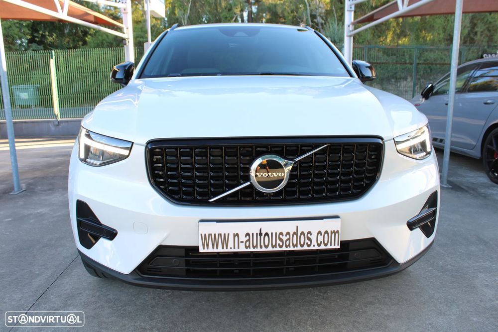 Volvo XC 40 1.5 T2 Plus Dark Auto - 2