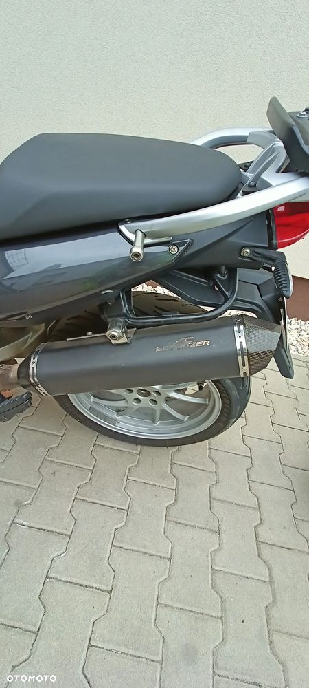 BMW F - 15