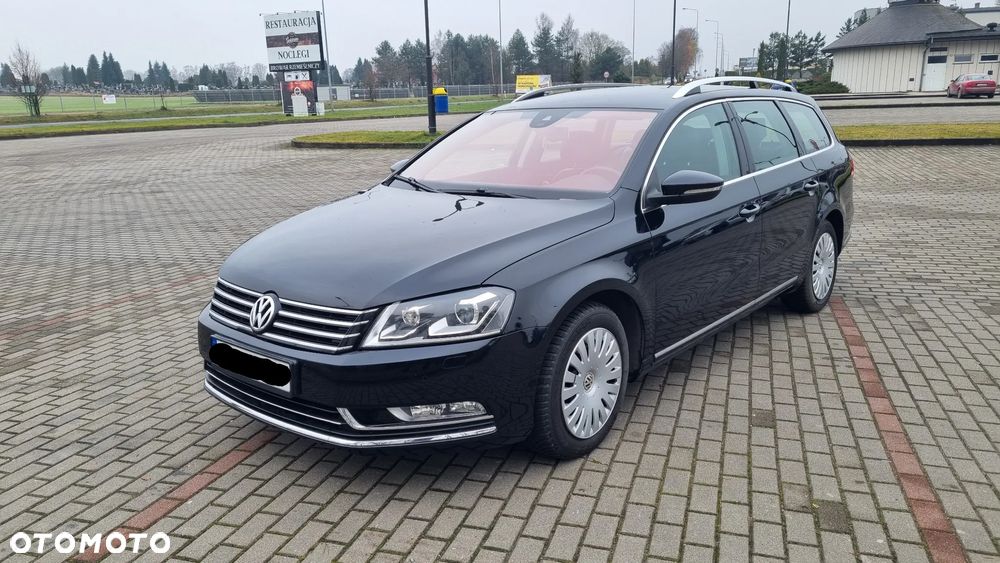 Volkswagen Passat - 1