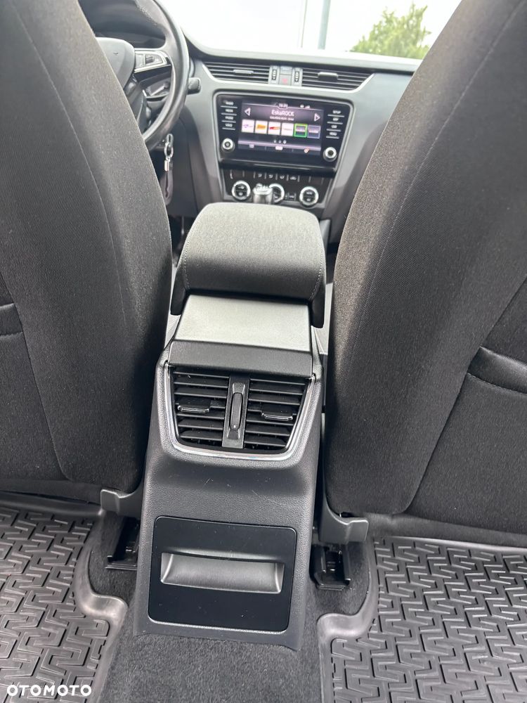 Skoda Octavia 1.6 TDI Ambition - 24