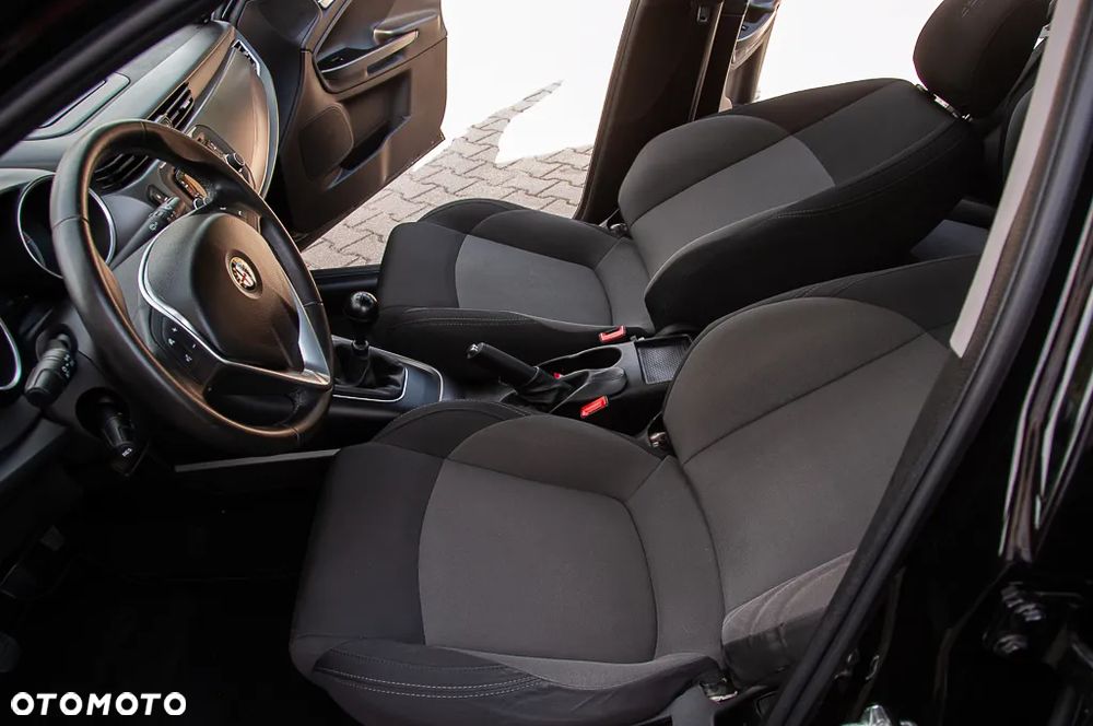 Alfa Romeo Giulietta 1.4 TB Impression - 30