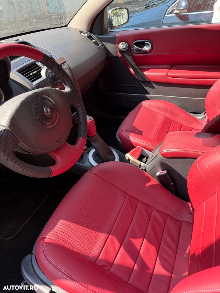 Renault Megane - 11