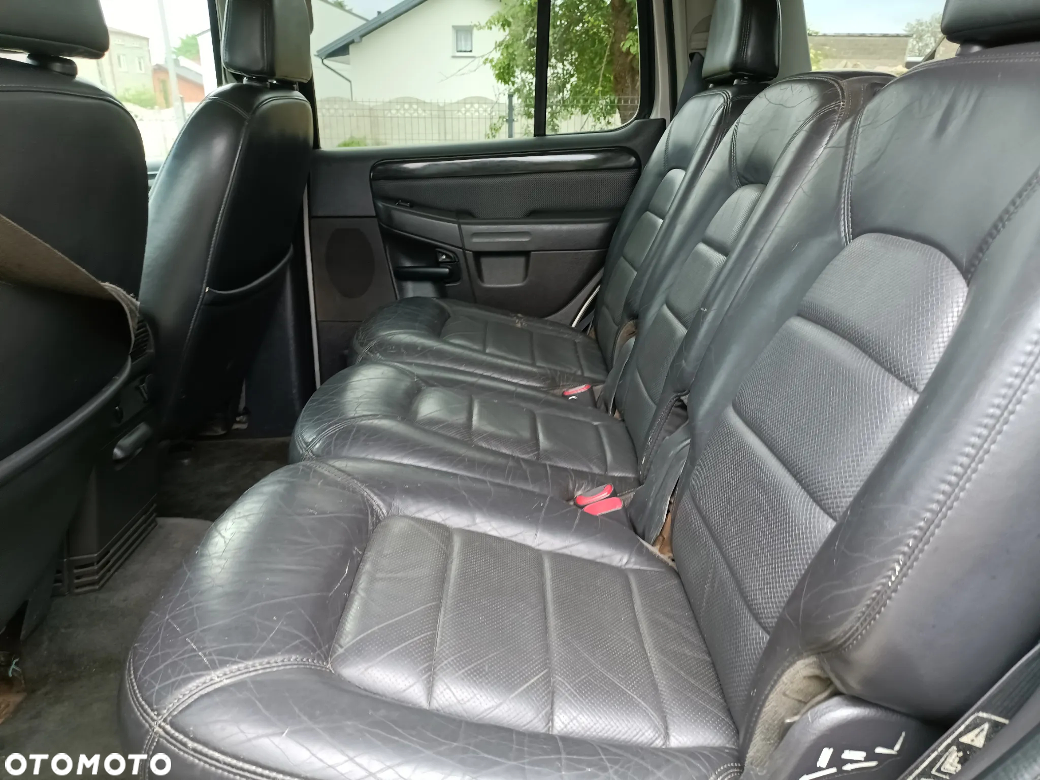 Ford Explorer 4.6 - 14