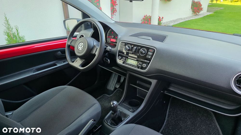 Volkswagen up! 1.0 take - 9