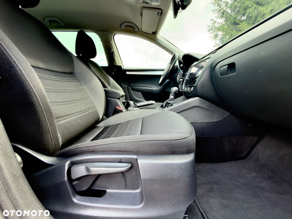Skoda Octavia 2.0 TSI 4x4 DSG Style - 25