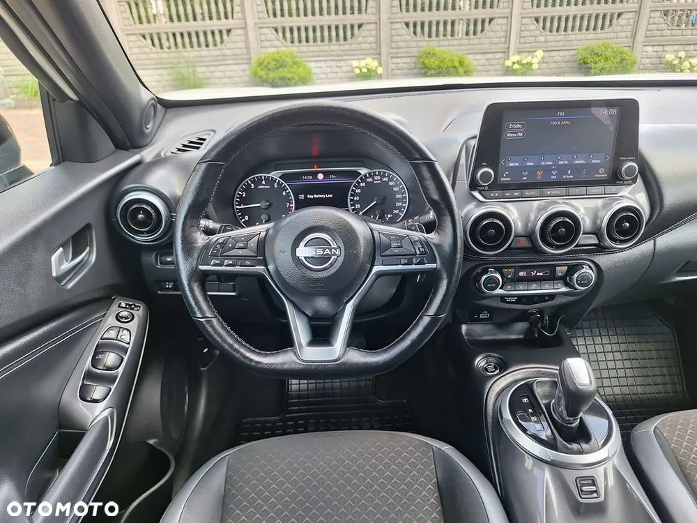Nissan Juke 1.0 DIG-T N-Connecta DCT - 16