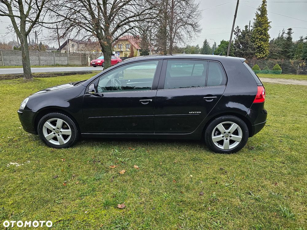 Volkswagen Golf V 1.9 TDI Trendline - 4