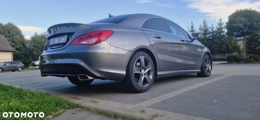 Mercedes-Benz CLA 250 7G-DCT - 12