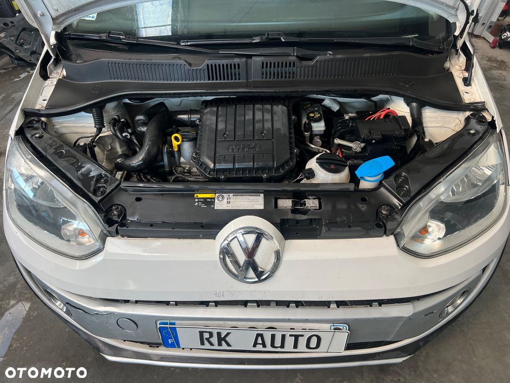 Volkswagen up! 1.0 cross Perfectline - 7