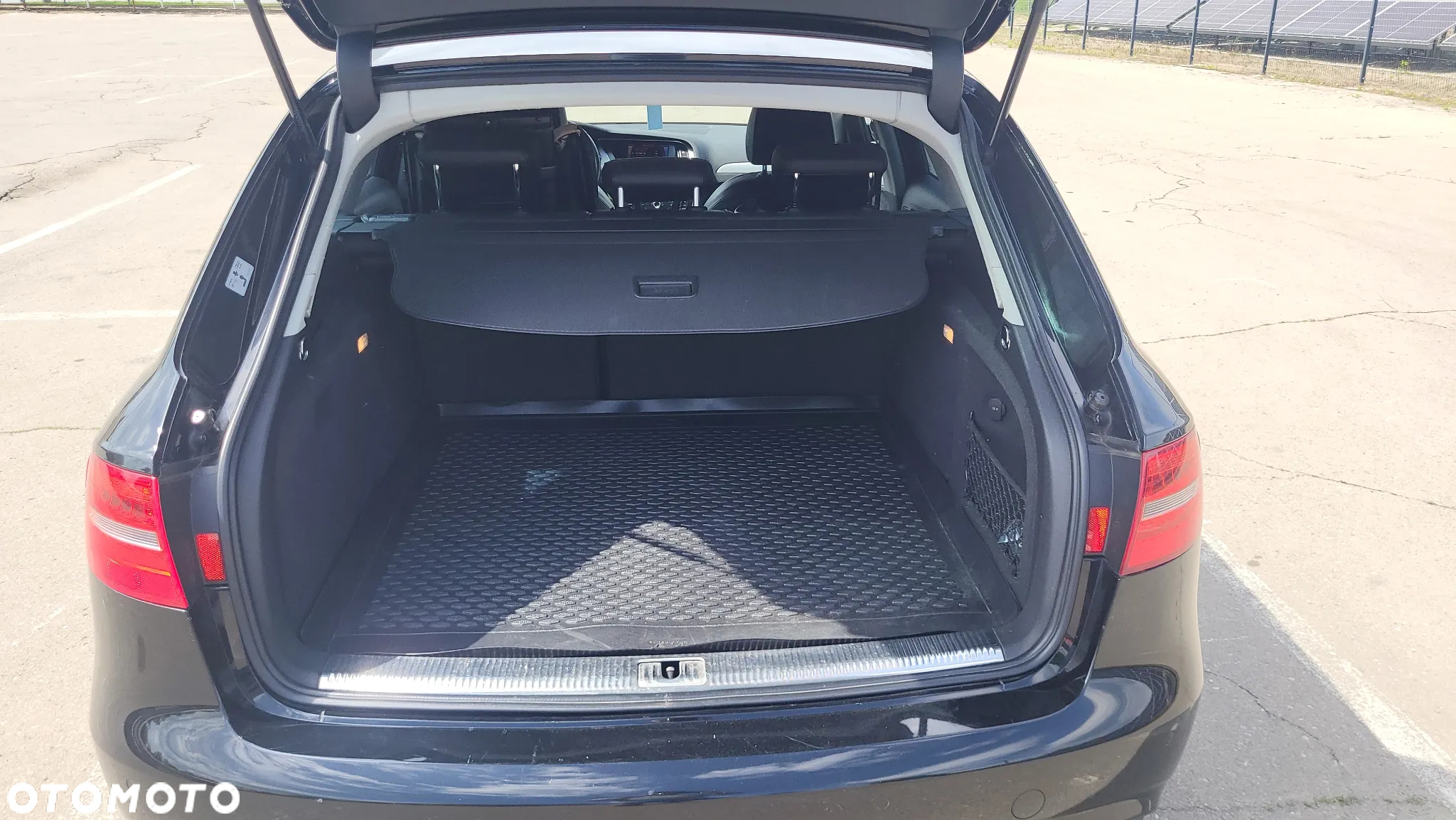 Audi A4 Avant 2.0 TDI DPF quattro S line Sportpaket - 12