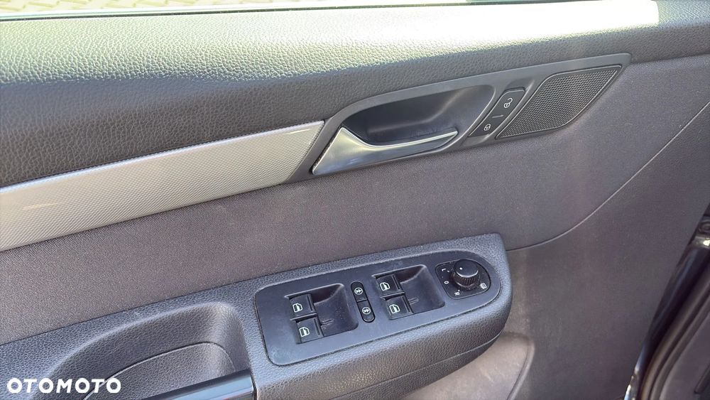 Volkswagen Sharan 1.4 TSI BlueMotion Technology Comfortline - 10