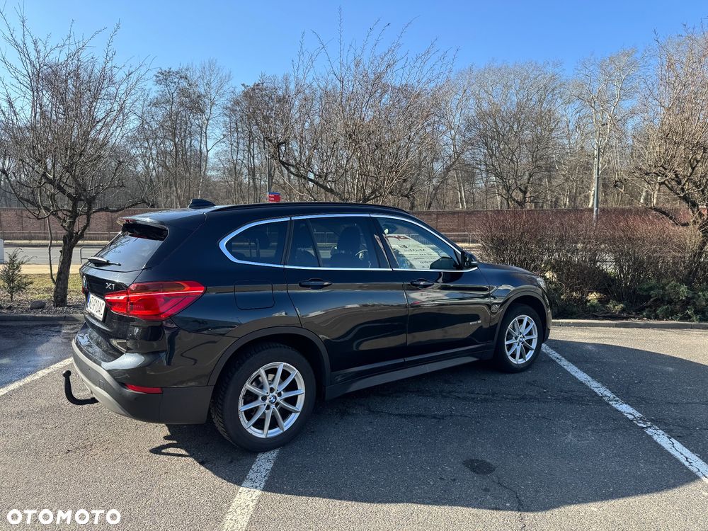BMW X1 sDrive18i - 2